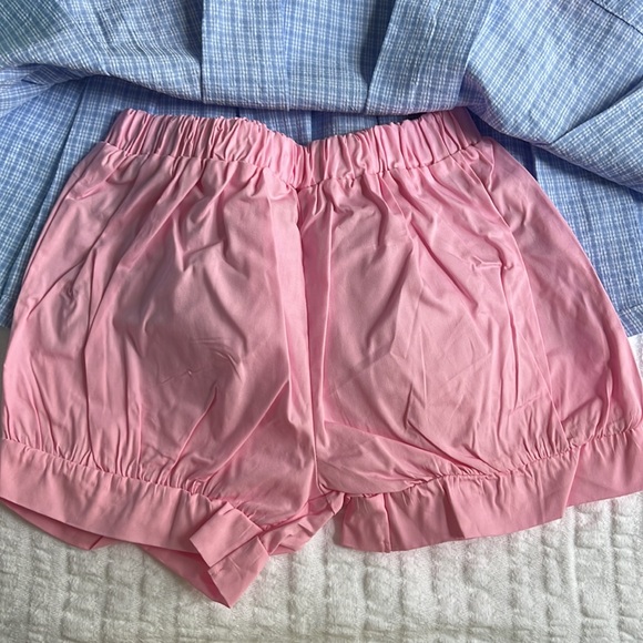 Classic Whimsy Check shirt and short set with bows! - Picture 4 of 5